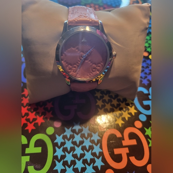 Gucci Luxury Watch - Picture 4 of 4